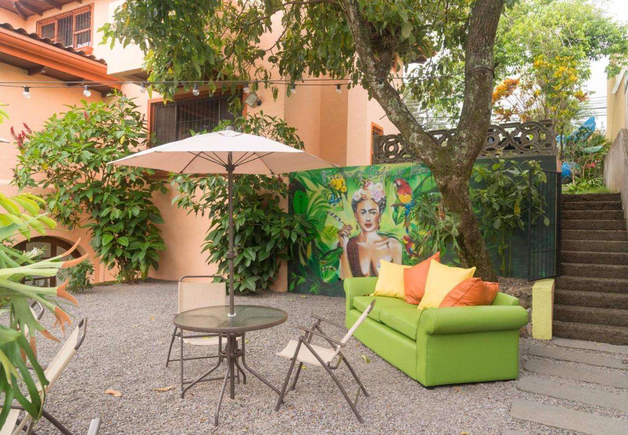Luna Inn B&B Ciudad Cariari Extérieur photo