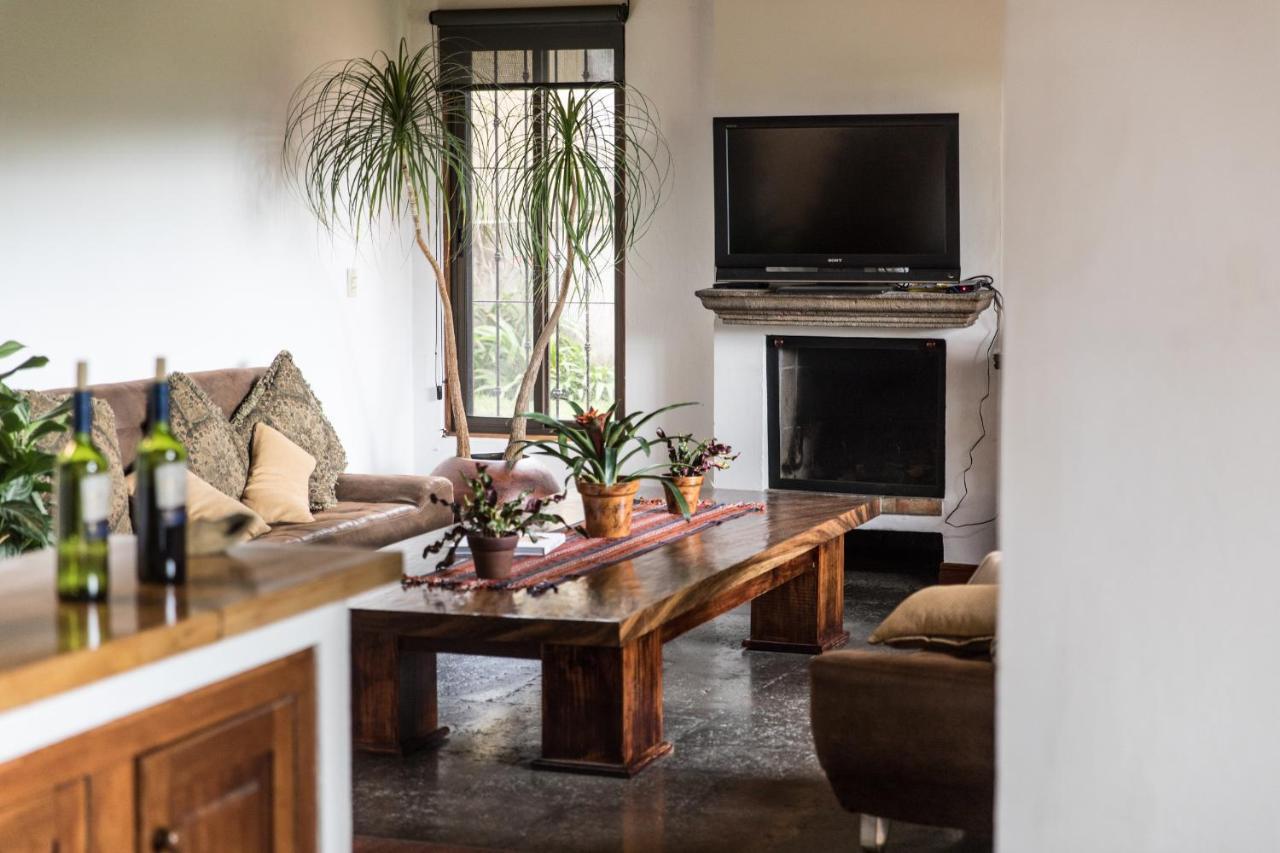 Luna Inn B&B Ciudad Cariari Extérieur photo