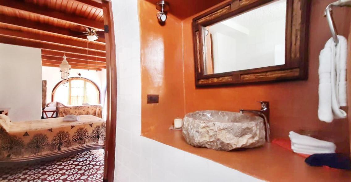 Luna Inn B&B Ciudad Cariari Extérieur photo