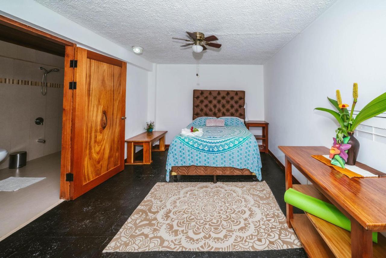 Luna Inn B&B Ciudad Cariari Extérieur photo
