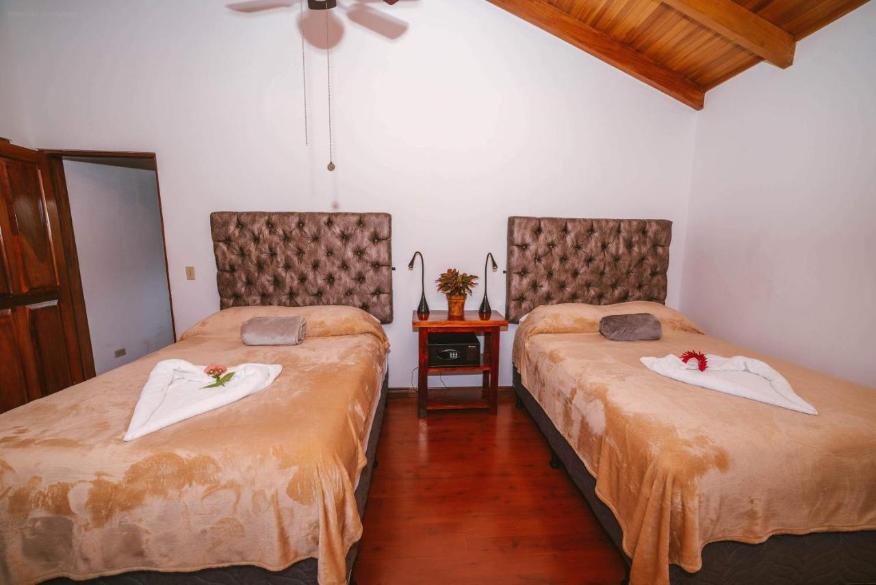 Luna Inn B&B Ciudad Cariari Extérieur photo