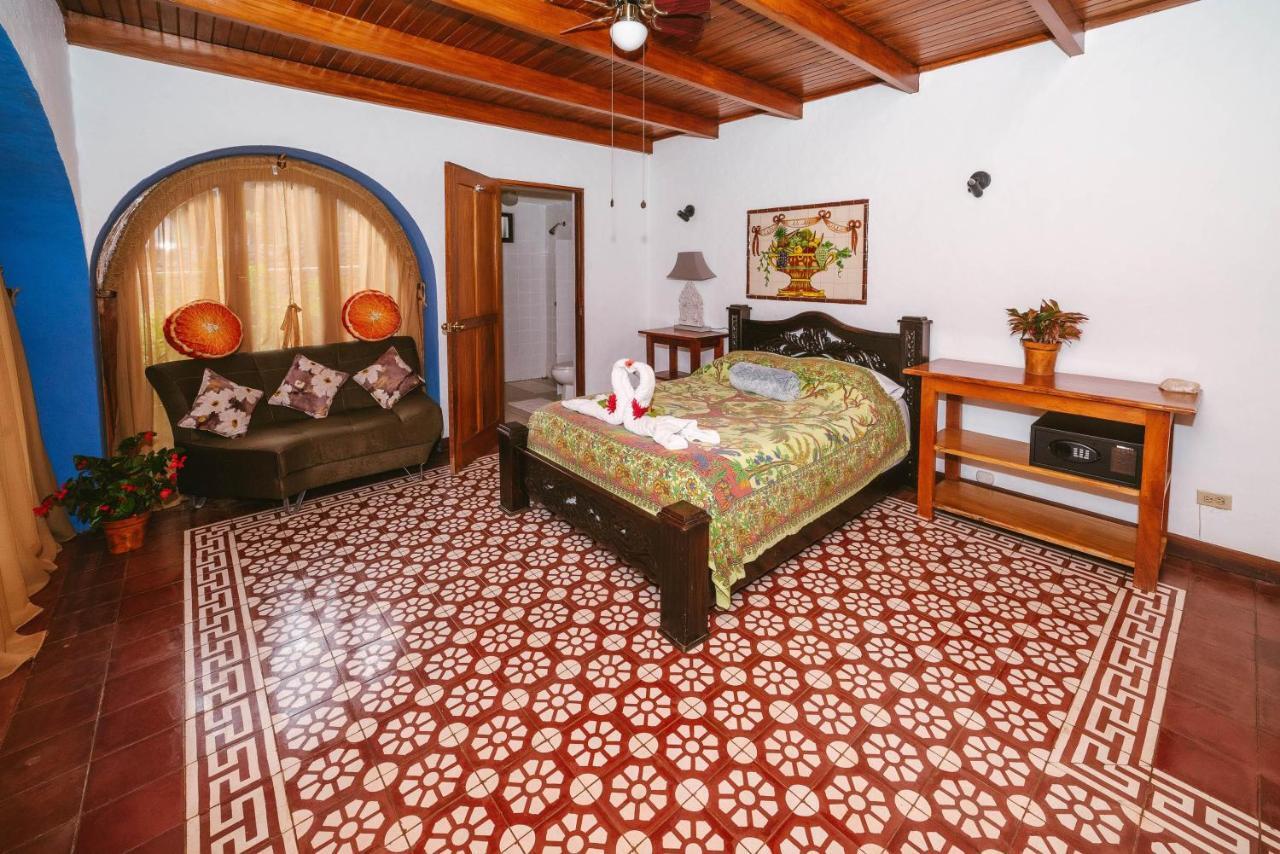 Luna Inn B&B Ciudad Cariari Extérieur photo